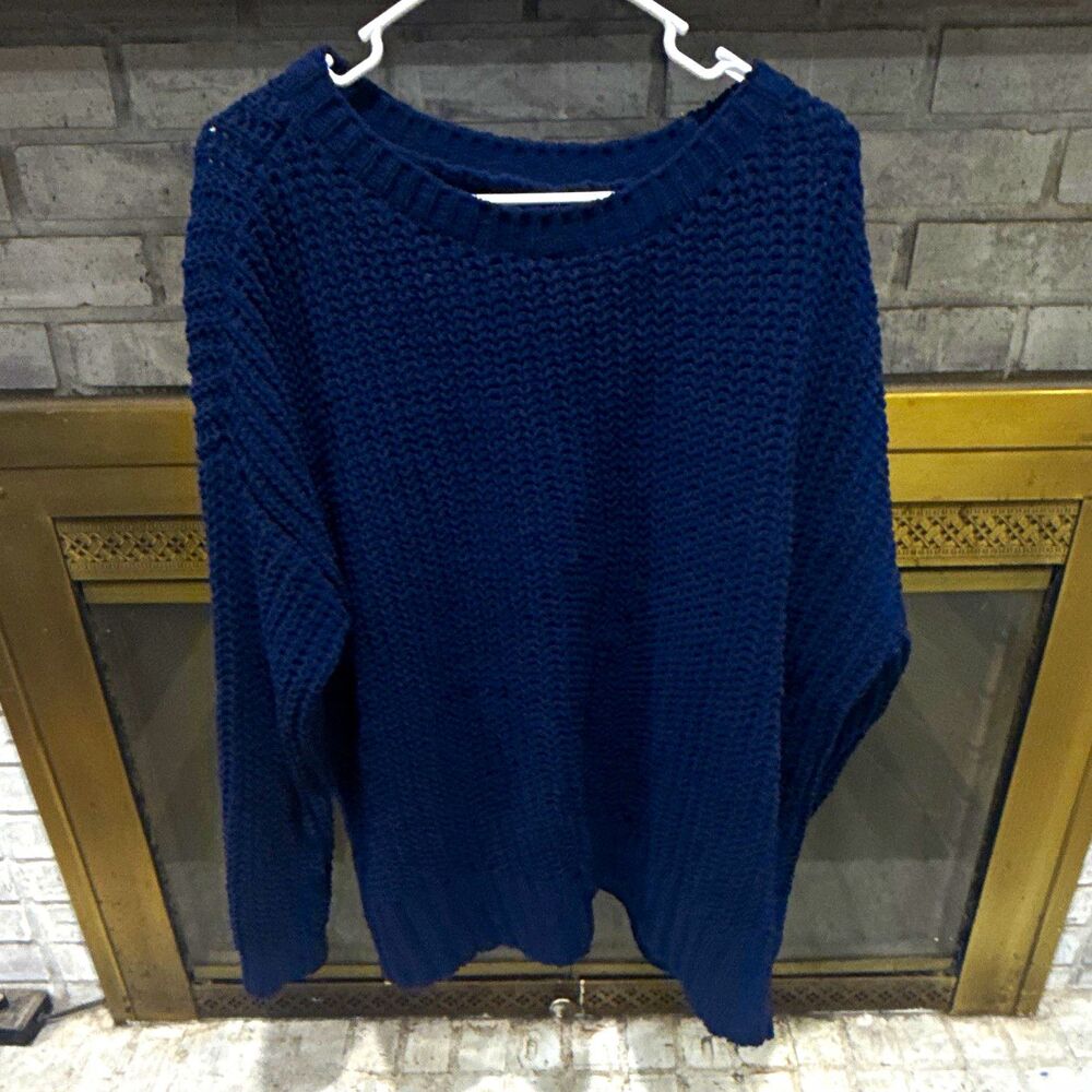 American Eagle Women’s Blue Solid Crew Neck Pullover Knit Polyester Sweater M